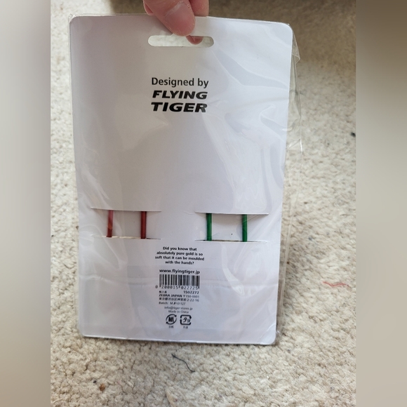 NWT! Massive Ketchup and Mustard Paper Clips! - Picture 2 of 5